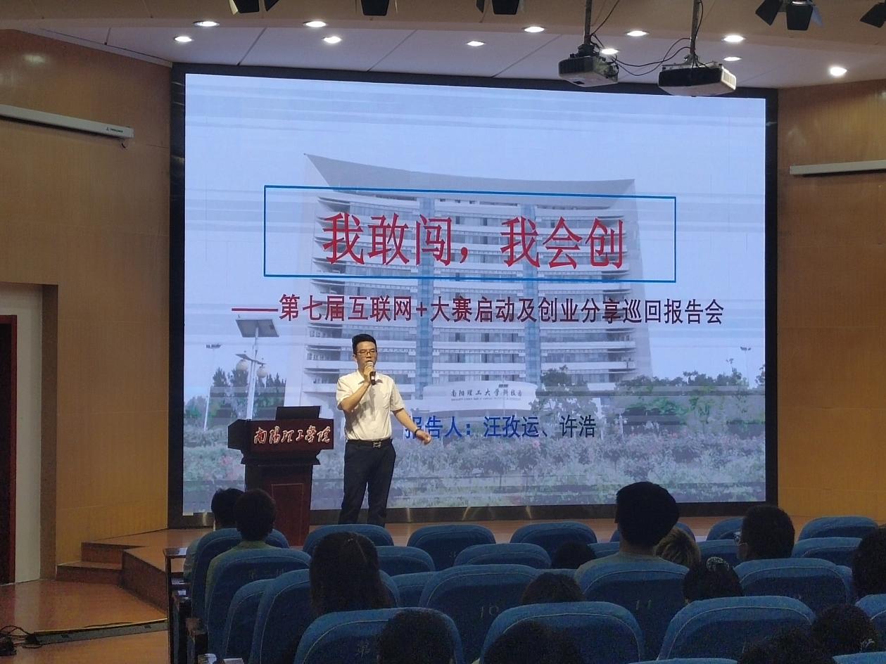 7802422ea110a39df3eee116dbf3fe0